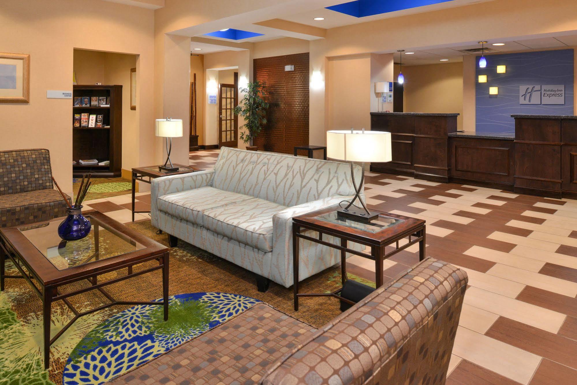 Holiday Inn Express Columbia By Ihg Εξωτερικό φωτογραφία